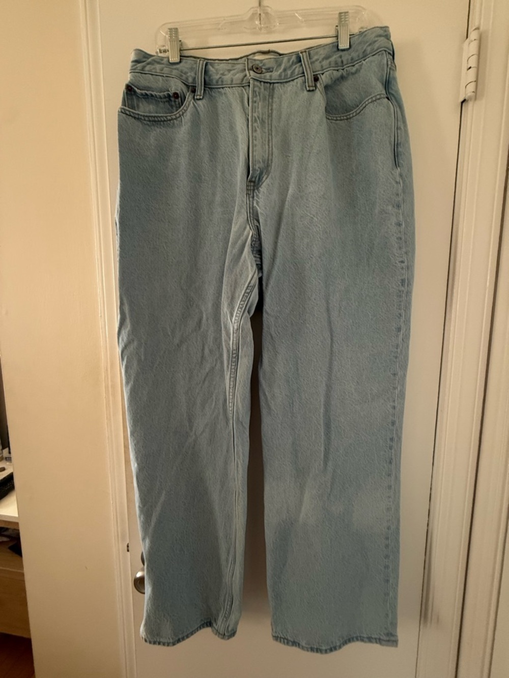 Abercrombie & Fitch Curve Love The Loose High-Rise Jeans